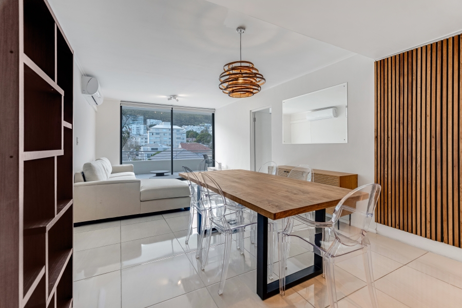 2 Bedroom Property for Sale in Sea Point Western Cape